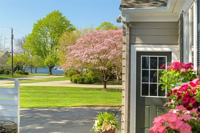 8 Harbour Road, Barrington, RI 02806 - Photo 3