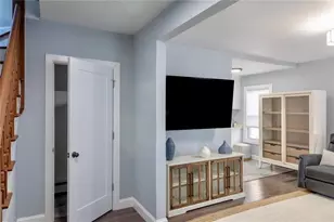 18 Hall Ave, Newport, RI 02840 - Photo 11
