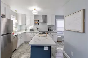 18 Hall Ave, Newport, RI 02840 - Photo 5