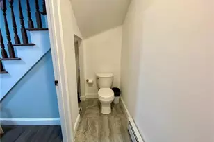 18 Hall Ave, Newport, RI 02840 - Photo 23