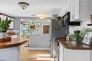 14 Woodhill Dr, Cranston, RI 02920 - Photo 15
