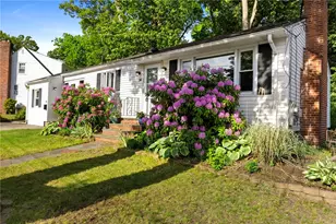 14 Woodhill Dr, Cranston, RI 02920 - Photo 13
