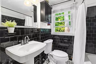 14 Woodhill Dr, Cranston, RI 02920 - Photo 31
