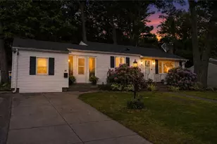 14 Woodhill Dr, Cranston, RI 02920 - Photo 1