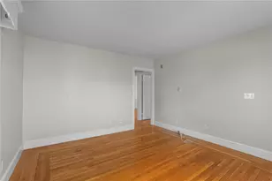 196 Wardlaw Ave, Providence, RI 02908 - Photo 9