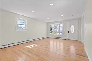 176 Horse Neck Rd, Warwick, RI 02889 - Photo 13