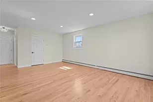 176 Horse Neck Rd, Warwick, RI 02889 - Photo 15
