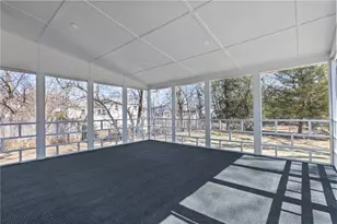 176 Horse Neck Rd, Warwick, RI 02889 - Photo 3