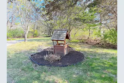 435 Allen Avenue, South Kingstown, RI 02879 - Photo 23