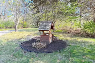435 Allen Ave, South Kingstown, RI 02879 - Photo 23
