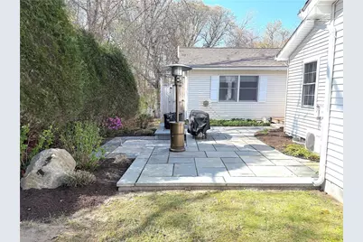 435 Allen Avenue, South Kingstown, RI 02879 - Photo 19