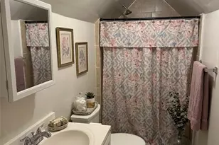 15 Monticello St St, Providence, RI 02904 - Photo 7