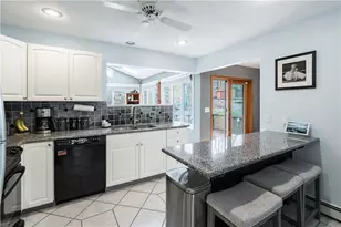 77 Lippitt Ave, Cumberland, RI 02864 - Photo 5