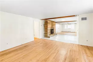 10 Potter Dr, Providence, RI 02907 - Photo 9