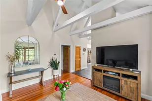 81 Larch St, Providence, RI 02906 - Photo 21