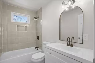 354 Jastram St, Providence, RI 02908 - Photo 23