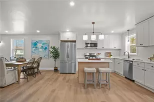 354 Jastram St, Providence, RI 02908 - Photo 5
