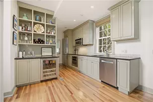 364 Bellevue Ave, Newport, RI 02840 - Photo 7
