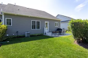 281 Wickford Ct, North Kingstown, RI 02852 - Photo 35