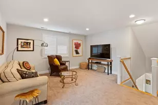 281 Wickford Ct, North Kingstown, RI 02852 - Photo 25