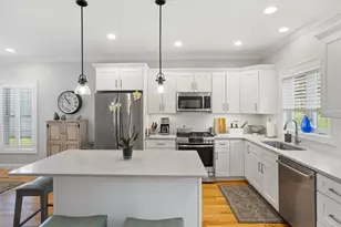 281 Wickford Ct, North Kingstown, RI 02852 - Photo 11