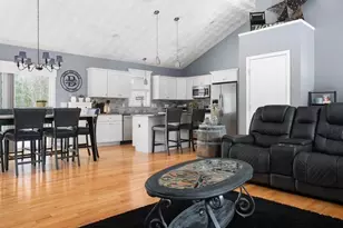 12 Hillside Dr, Charlestown, RI 02813 - Photo 3