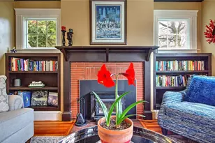 21 Mt Hope Ave, Providence, RI 02906 - Photo 7