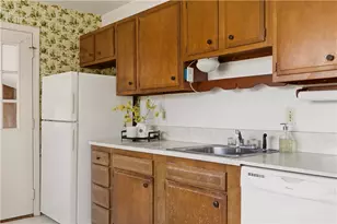 70 Carter Dr, Portsmouth, RI 02871 - Photo 13