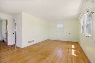 70 Carter Dr, Portsmouth, RI 02871 - Photo 5