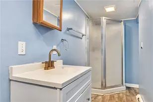 90 Woodbine St, Providence, RI 02906 - Photo 19