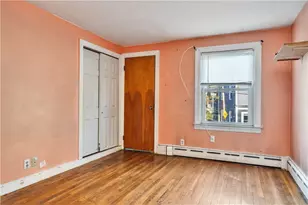 90 Woodbine St, Providence, RI 02906 - Photo 13