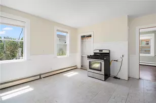 217 Amherst St, Providence, RI 02909 - Photo 9