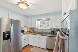 194 New Meadow Rd, Barrington, RI 02806 - Photo 17