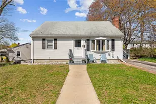 39 Oakland Dr, West Warwick, RI 02893 - Photo 1