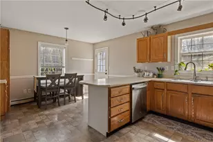 4 Sandy Bottom Shores Dr, South Kingstown, RI 02879 - Photo 5