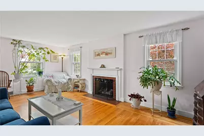 145 Massasoit Drive, Warwick, RI 02888 - Photo 9