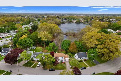 145 Massasoit Drive, Warwick, RI 02888 - Photo 3