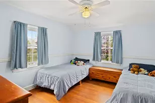 145 Massasoit Dr, Warwick, RI 02888 - Photo 29