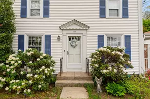 145 Massasoit Dr, Warwick, RI 02888 - Photo 5