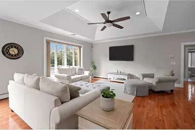 2 Adelaide Avenue, North Providence, RI 02911 - Photo 7