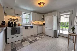 42 Dante Ave, Johnston, RI 02919 - Photo 5