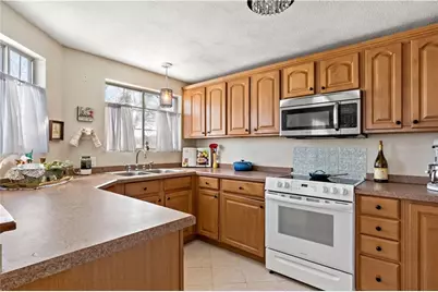 18 Pond Court #C, North Providence, RI 02904 - Photo 3