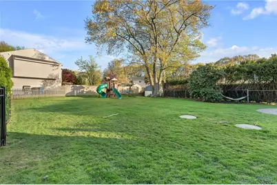 62 Canonchet Trail, Cranston, RI 02921 - Photo 5