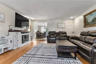 62 Canonchet Trail, Cranston, RI 02921 - Photo 13