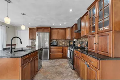 62 Canonchet Trail, Cranston, RI 02921 - Photo 13