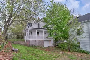 15 Lewis St, Woonsocket, RI 02895 - Photo 9