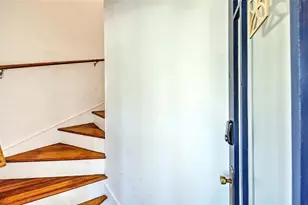 43 Trenton St, Providence, RI 02860 - Photo 5
