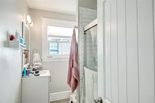 43 Trenton St, Providence, RI 02860 - Photo 19