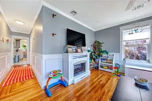 43 Trenton St, Providence, RI 02860 - Photo 9
