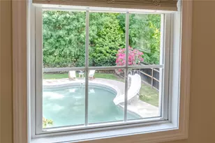 122 Sylvan Dr, East Greenwich, RI 02818 - Photo 11